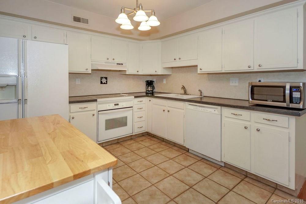 6740 Constitution Lane Charlotte NC 28210