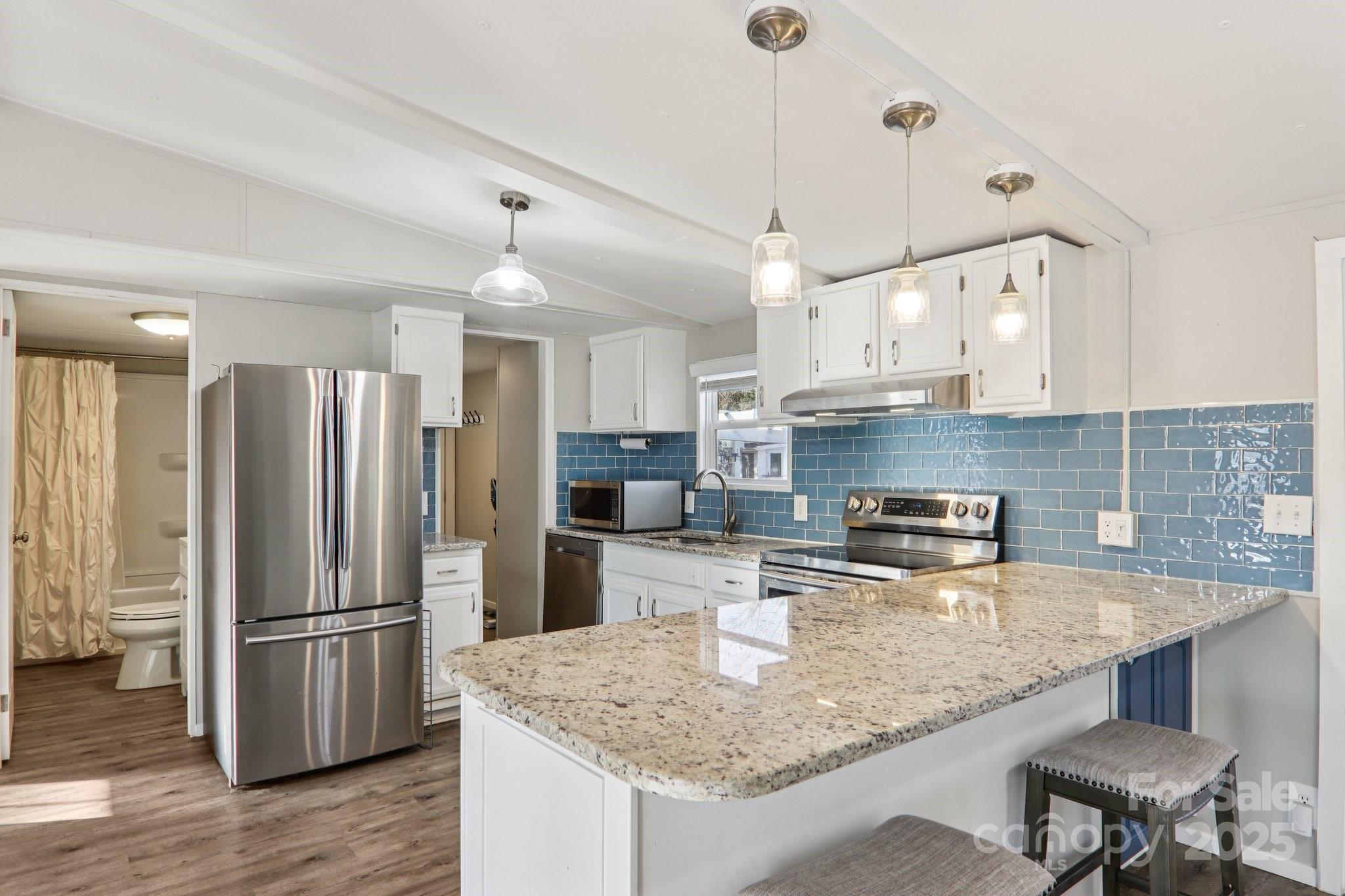 302 Meadowbrook Court Hendersonville NC 28792