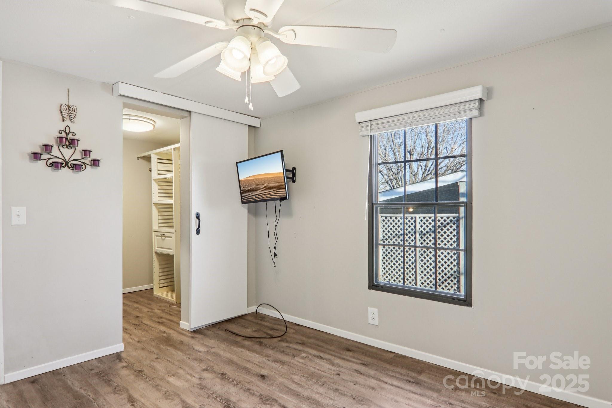 302 Meadowbrook Court Hendersonville NC 28792