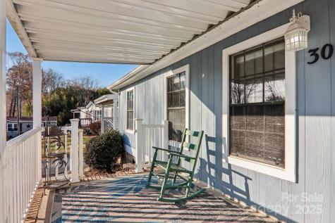 302 Meadowbrook Court Hendersonville NC 28792