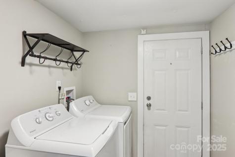 302 Meadowbrook Court Hendersonville NC 28792