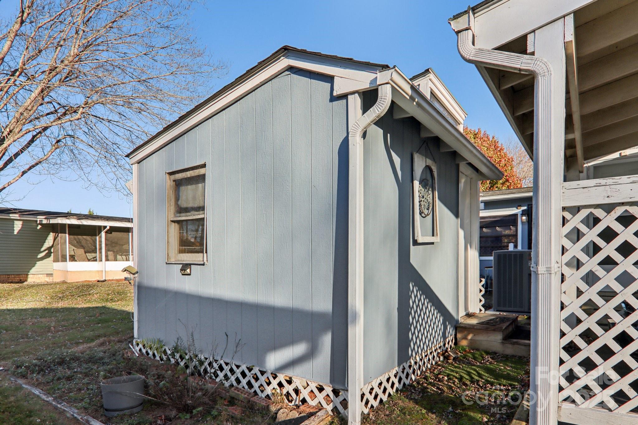 302 Meadowbrook Court Hendersonville NC 28792