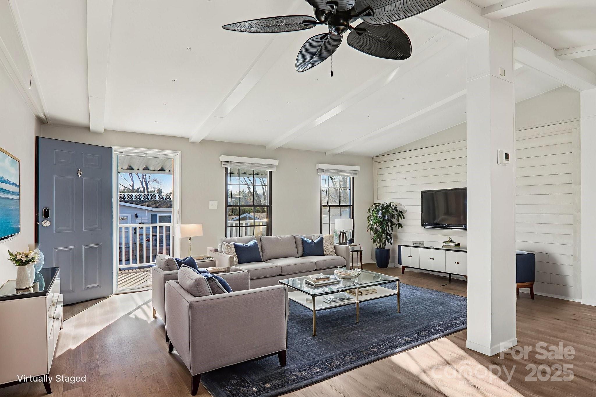 302 Meadowbrook Court Hendersonville NC 28792
