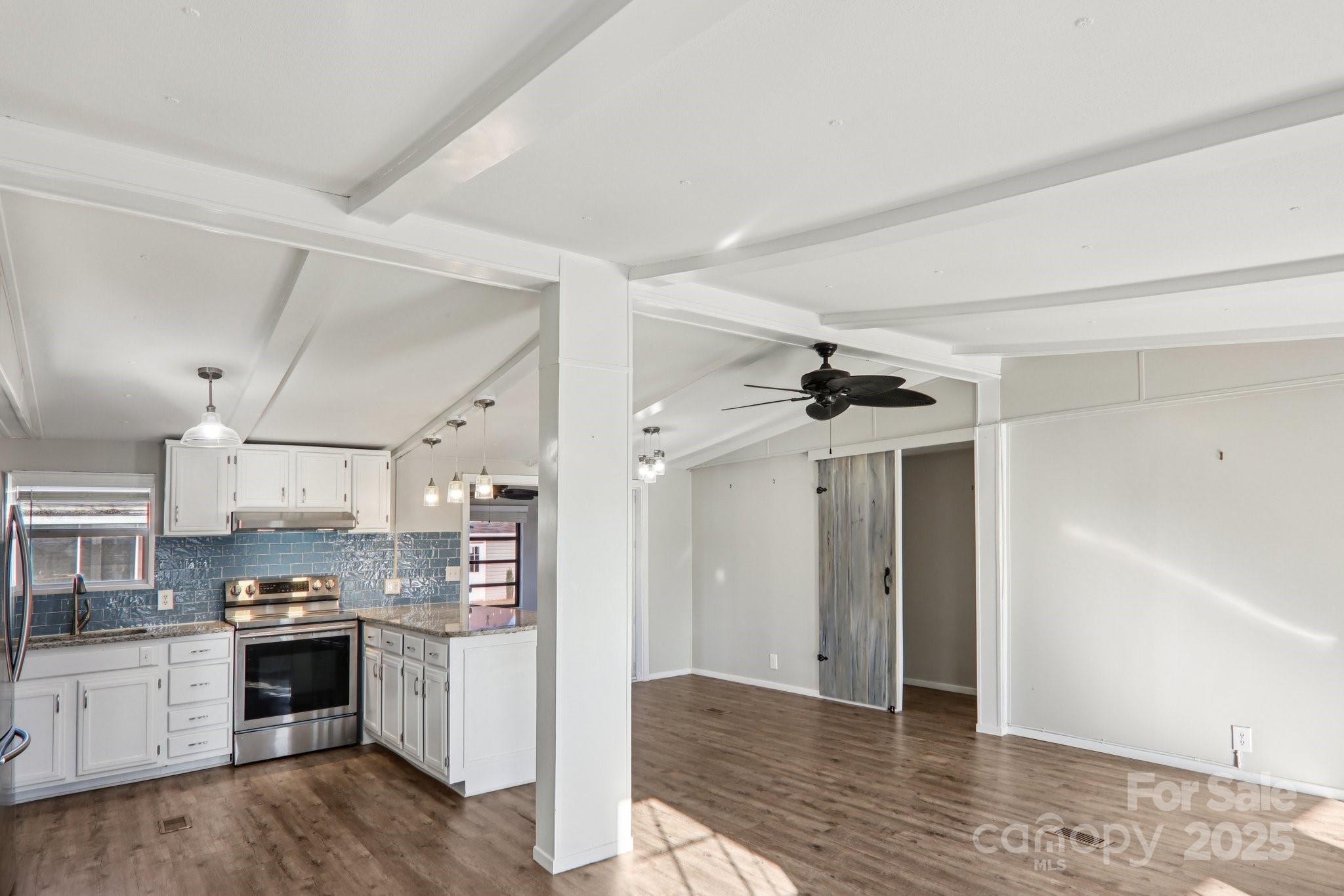 302 Meadowbrook Court Hendersonville NC 28792
