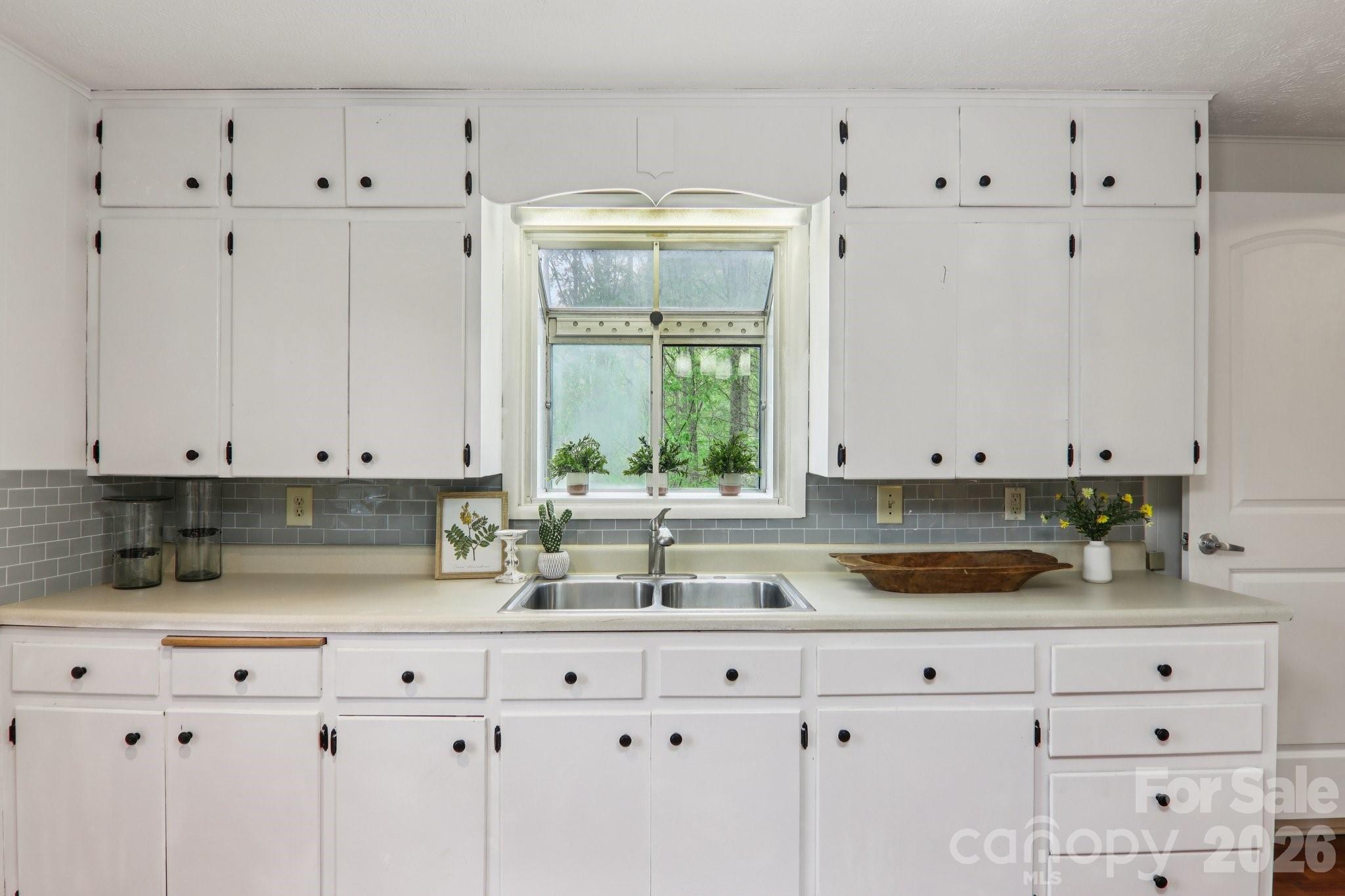 74 Link Circle Maggie Valley NC 28751