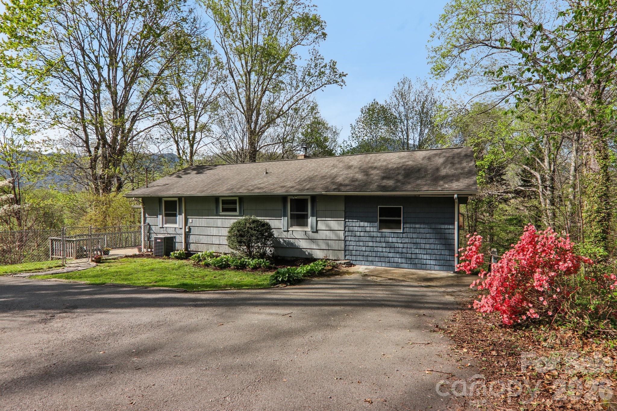 74 Link Circle Maggie Valley NC 28751
