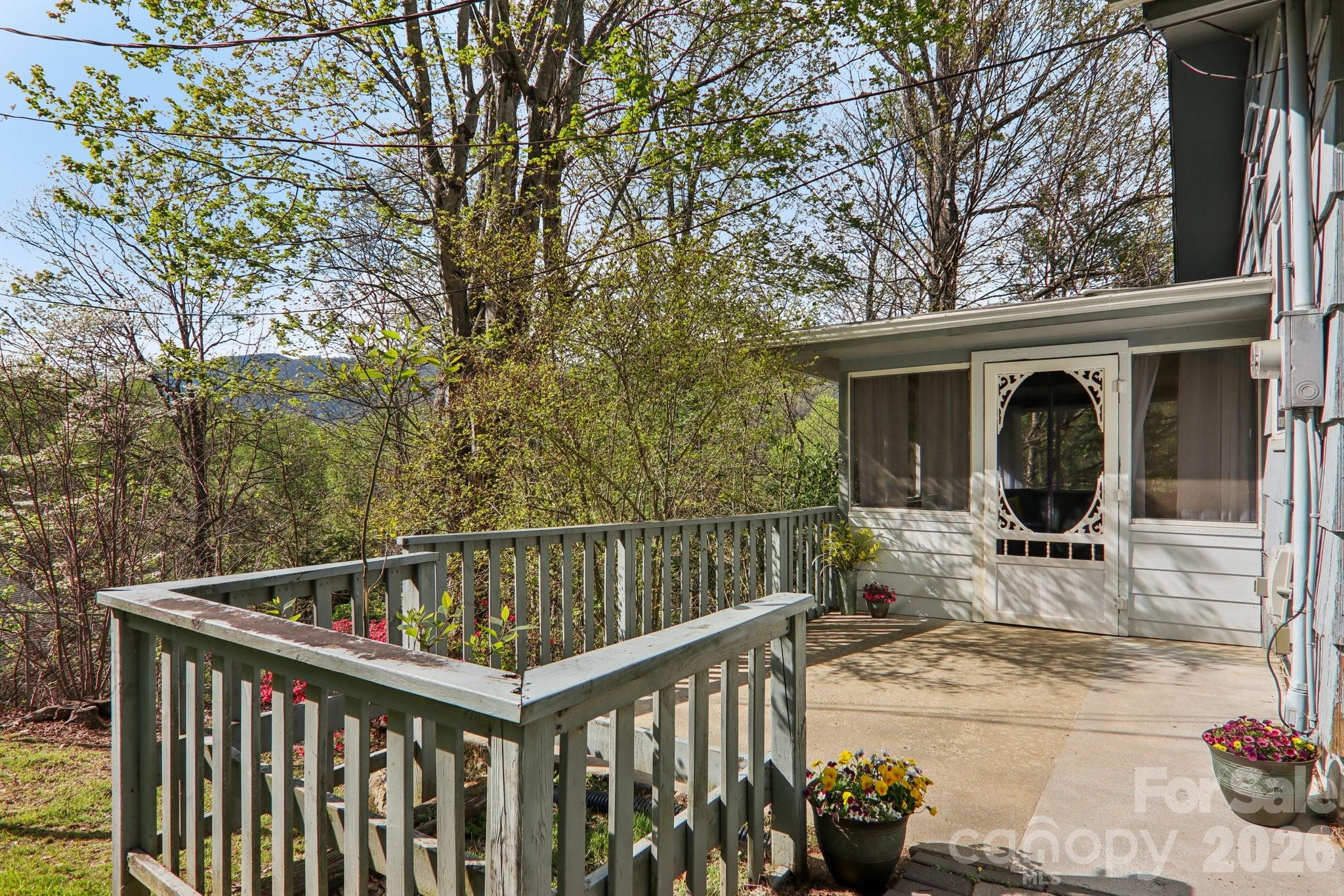 74 Link Circle Maggie Valley NC 28751