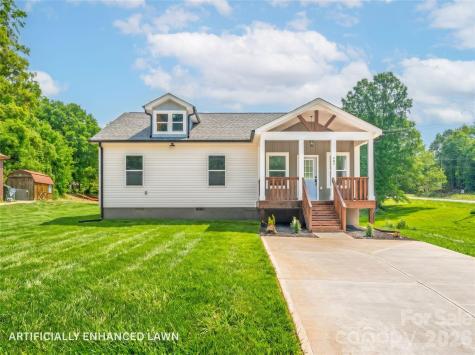 402 Pine Grove Avenue Cherryville NC 28021
