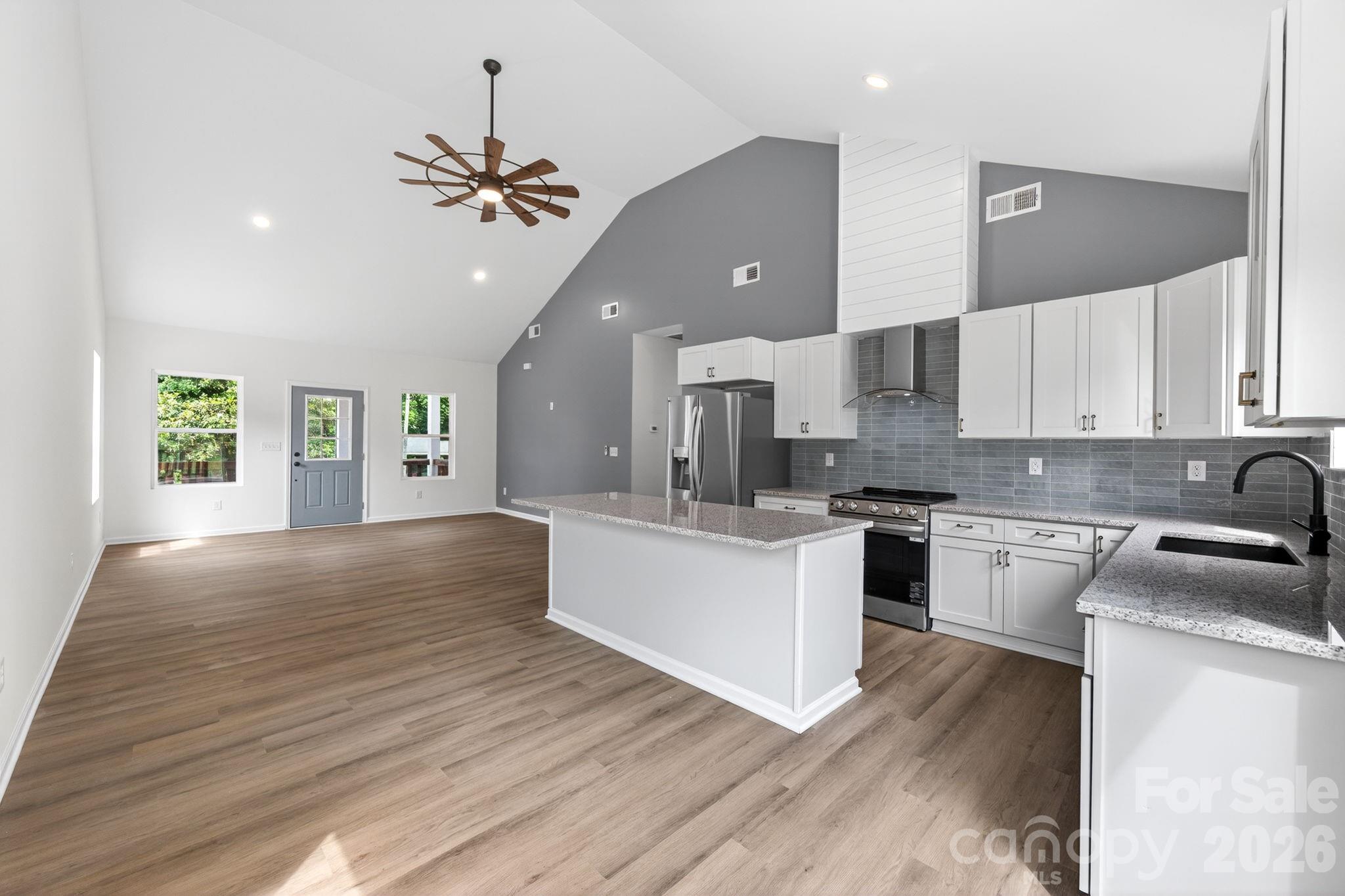 402 Pine Grove Avenue Cherryville NC 28021