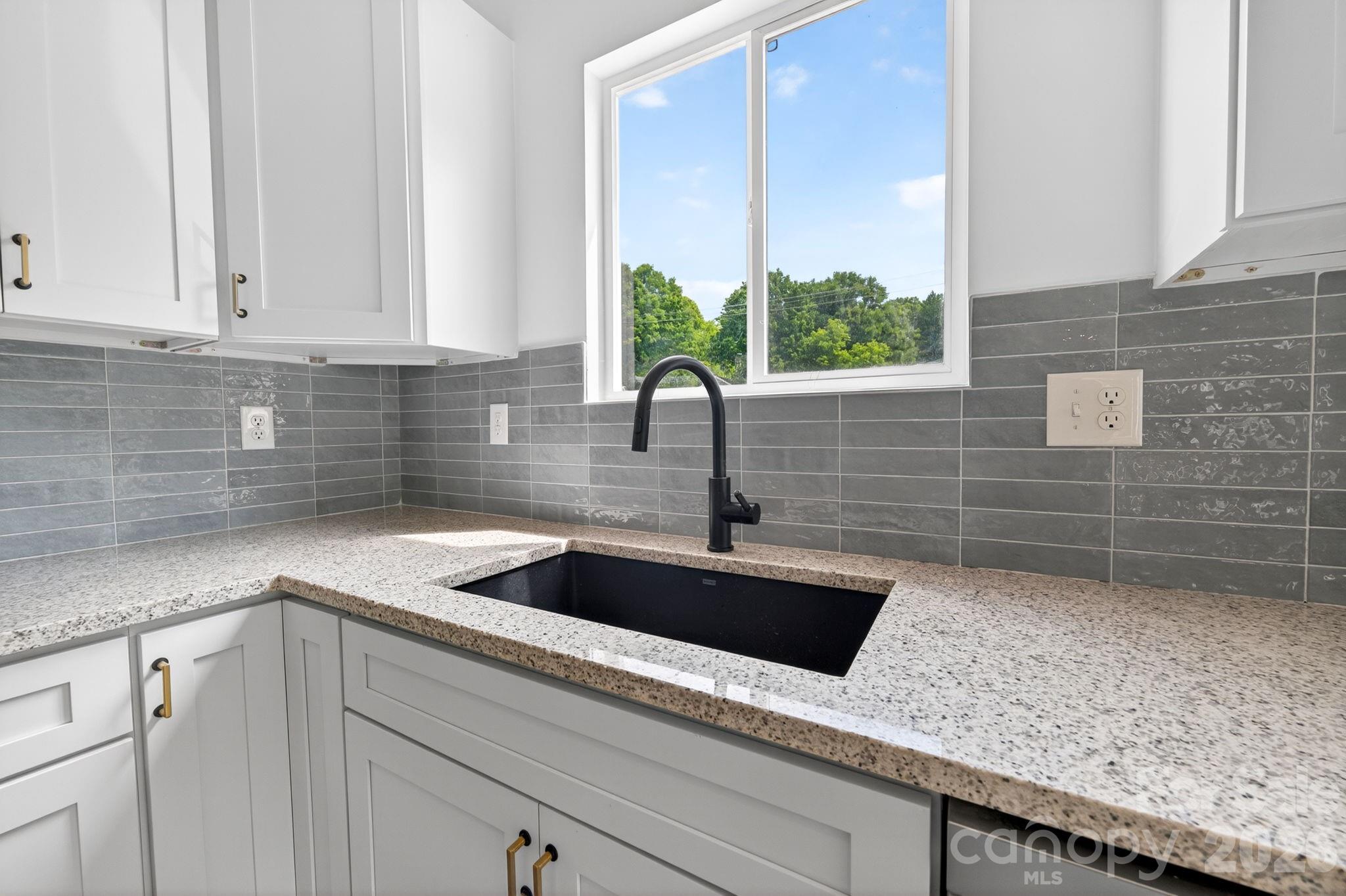 402 Pine Grove Avenue Cherryville NC 28021