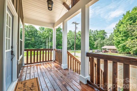 402 Pine Grove Avenue Cherryville NC 28021