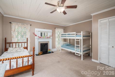 306 W Old Post Road Cherryville NC 28021