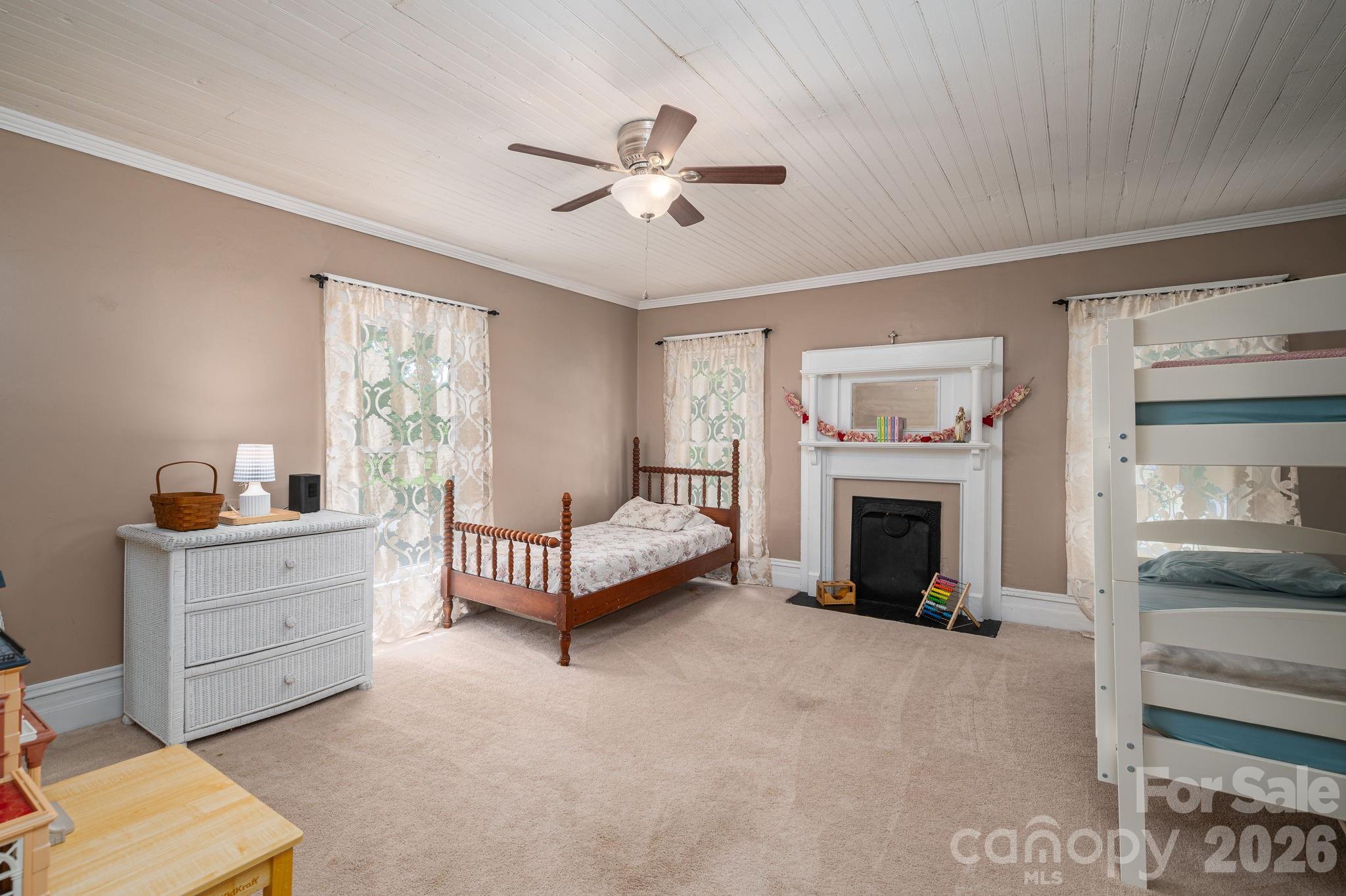 306 W Old Post Road Cherryville NC 28021