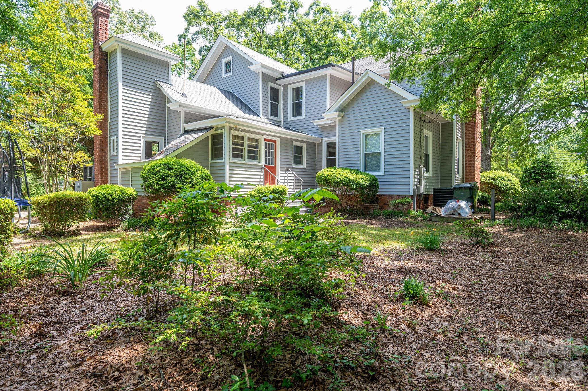 306 W Old Post Road Cherryville NC 28021