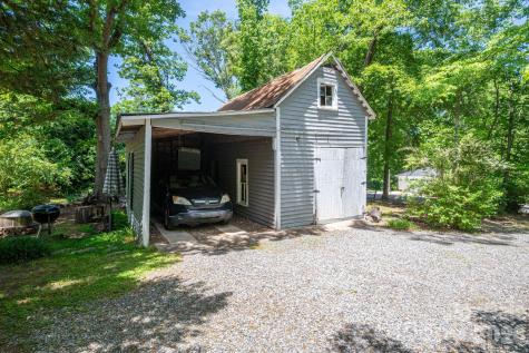 306 W Old Post Road Cherryville NC 28021