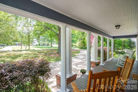 306 W Old Post Road Cherryville NC 28021