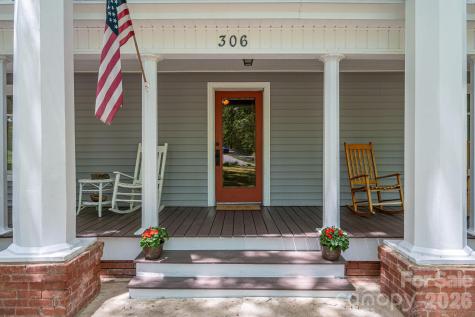 306 W Old Post Road Cherryville NC 28021