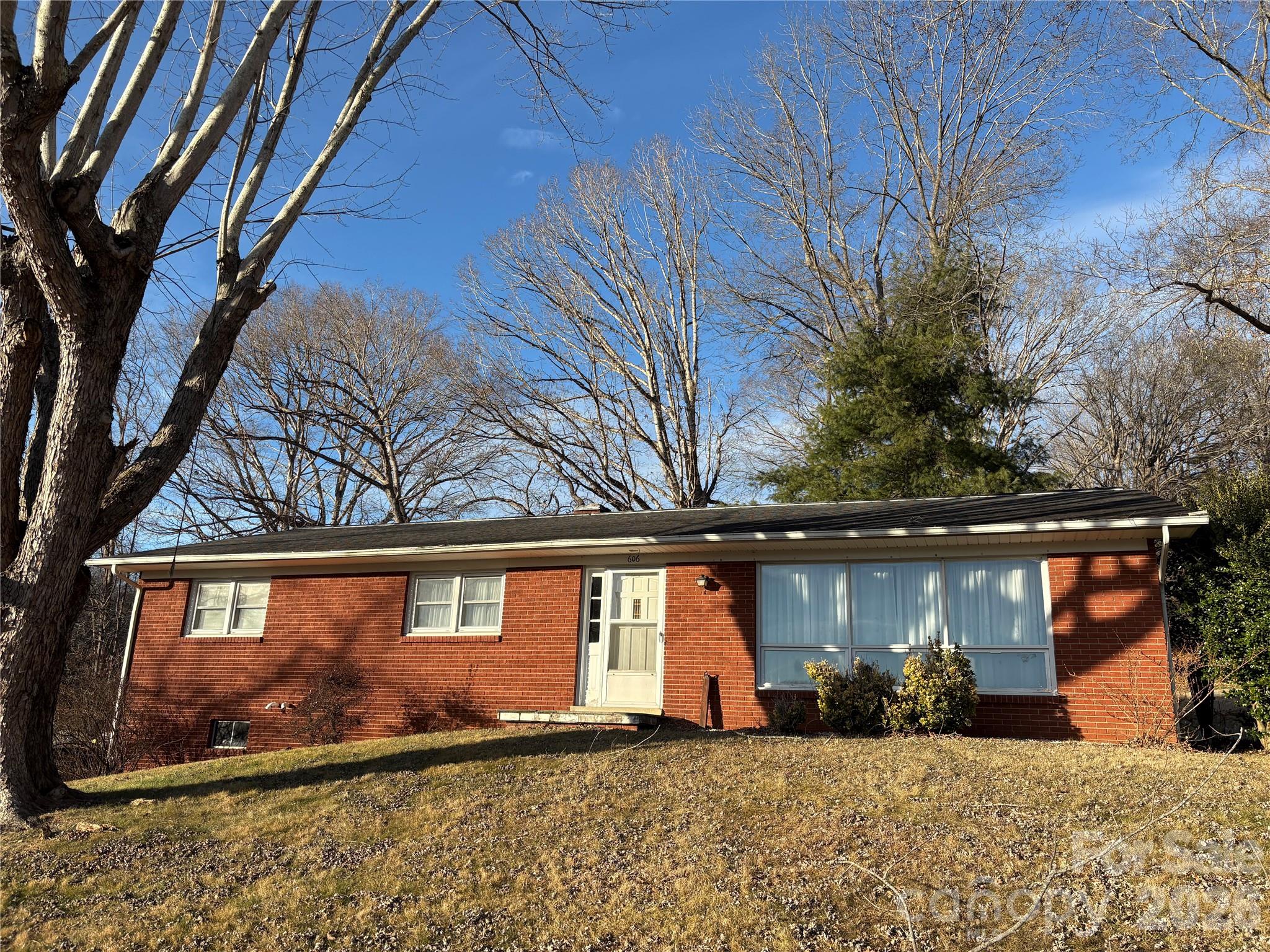 606 Oakmont Drive Canton NC 28716