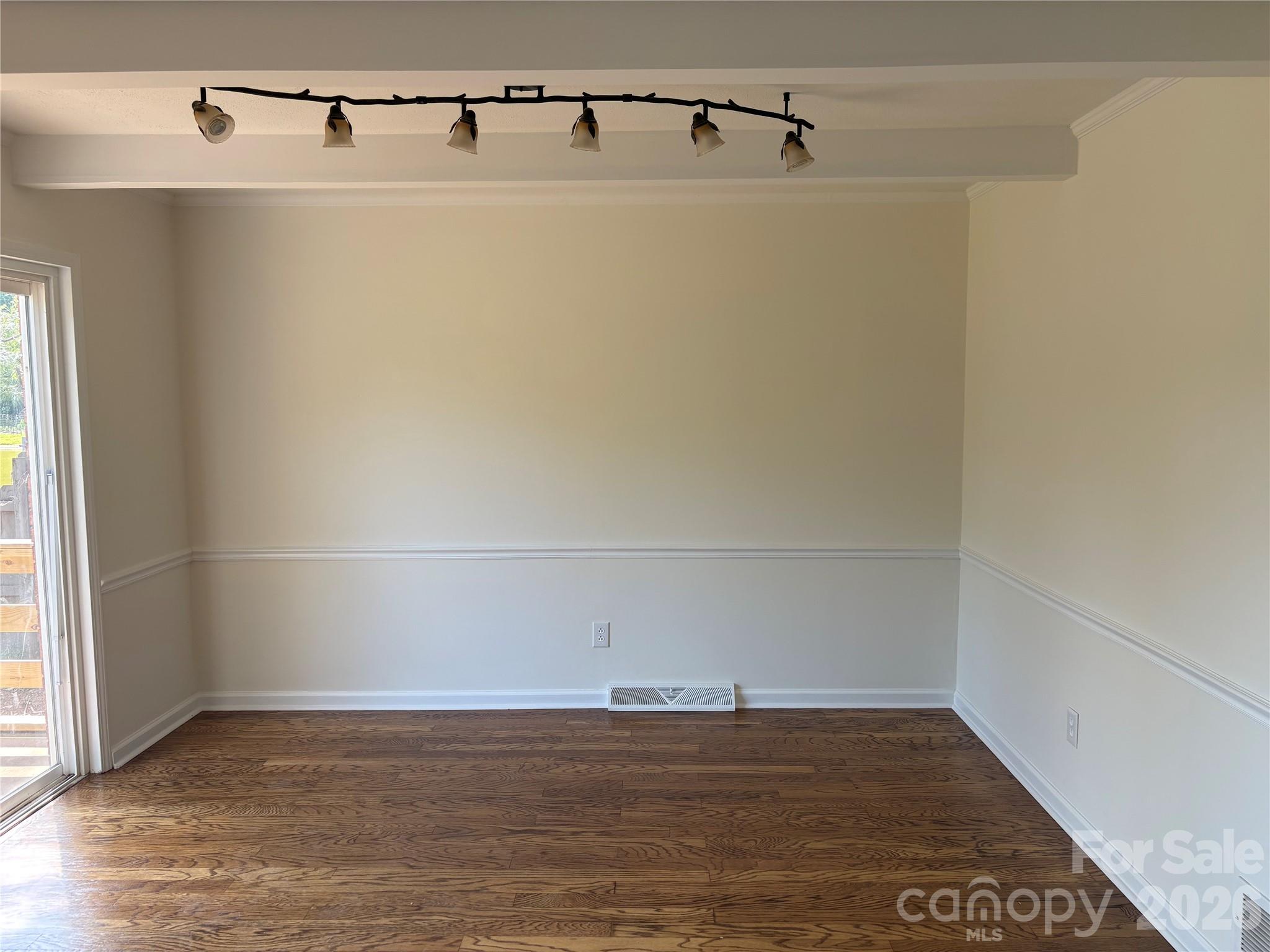 622 S Carolina Avenue Statesville NC 28677