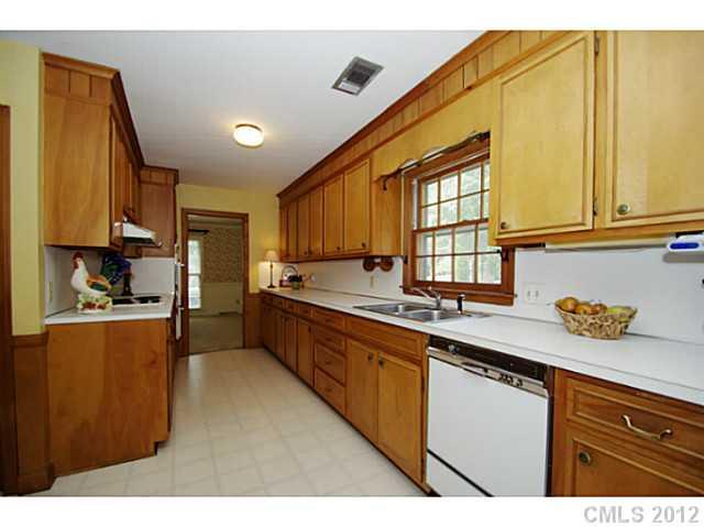 1032 Court Drive Charlotte NC 28211