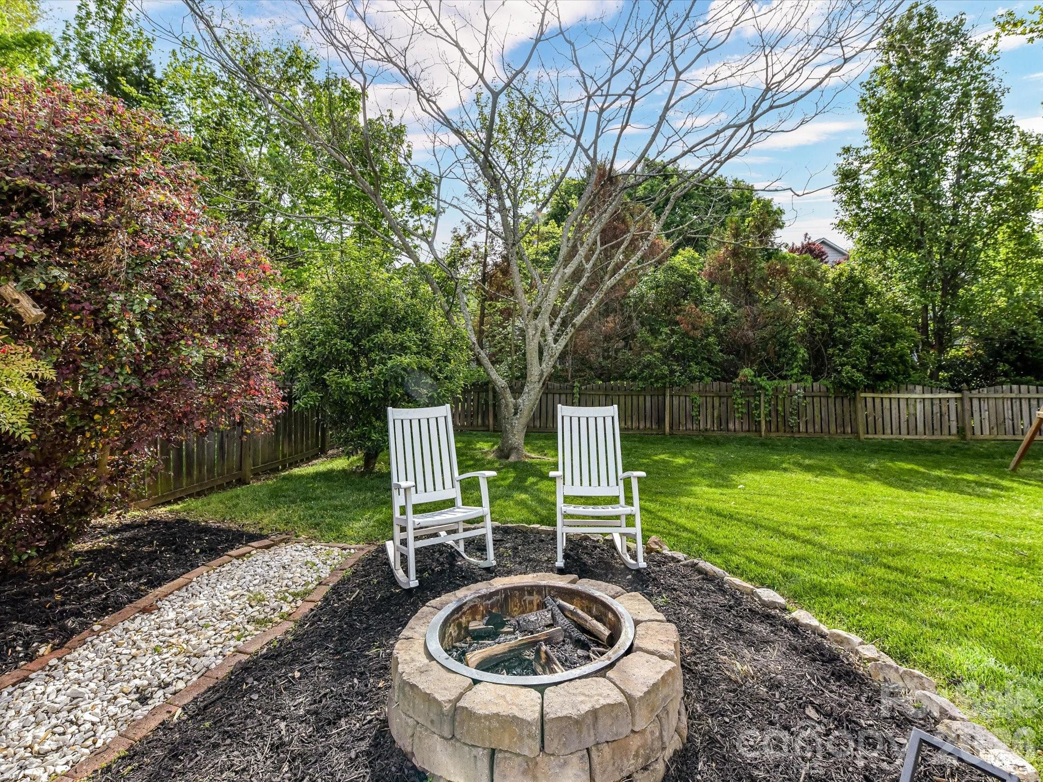 9334 Autumn Applause Drive Charlotte NC 28277