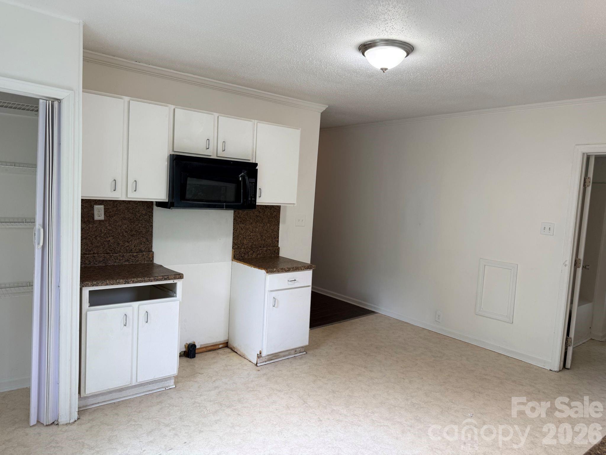 305 N Poplar Street Gastonia NC 28054