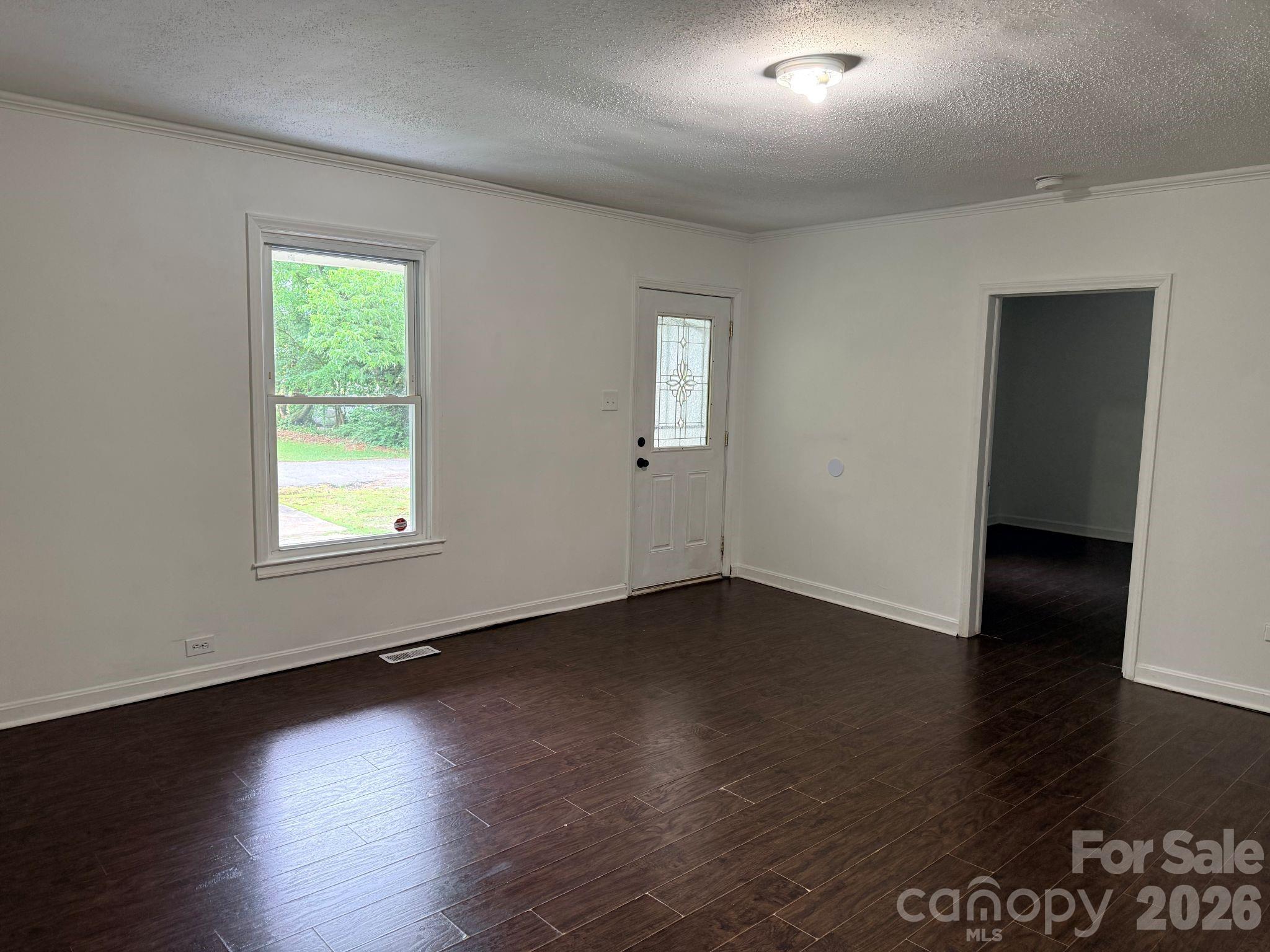 305 N Poplar Street Gastonia NC 28054