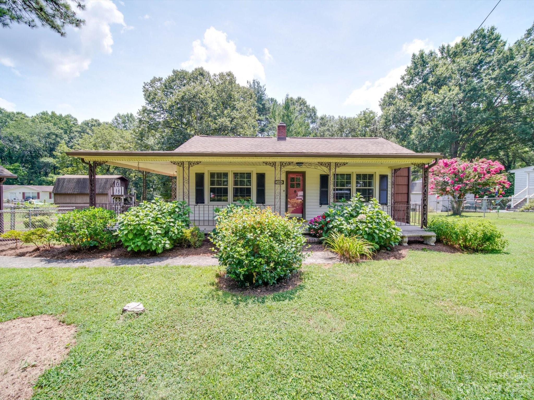 1334 N Oakwood Street Gastonia NC 28052