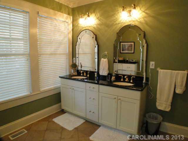 425 E Worthington Avenue Charlotte NC 28203