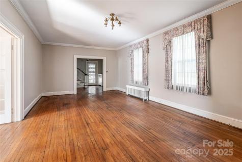 325 Vanderbilt Road Asheville NC 28803