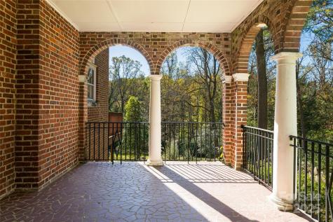 325 Vanderbilt Road Asheville NC 28803