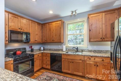 98 Mill Pond Drive Tuckasegee NC 28783