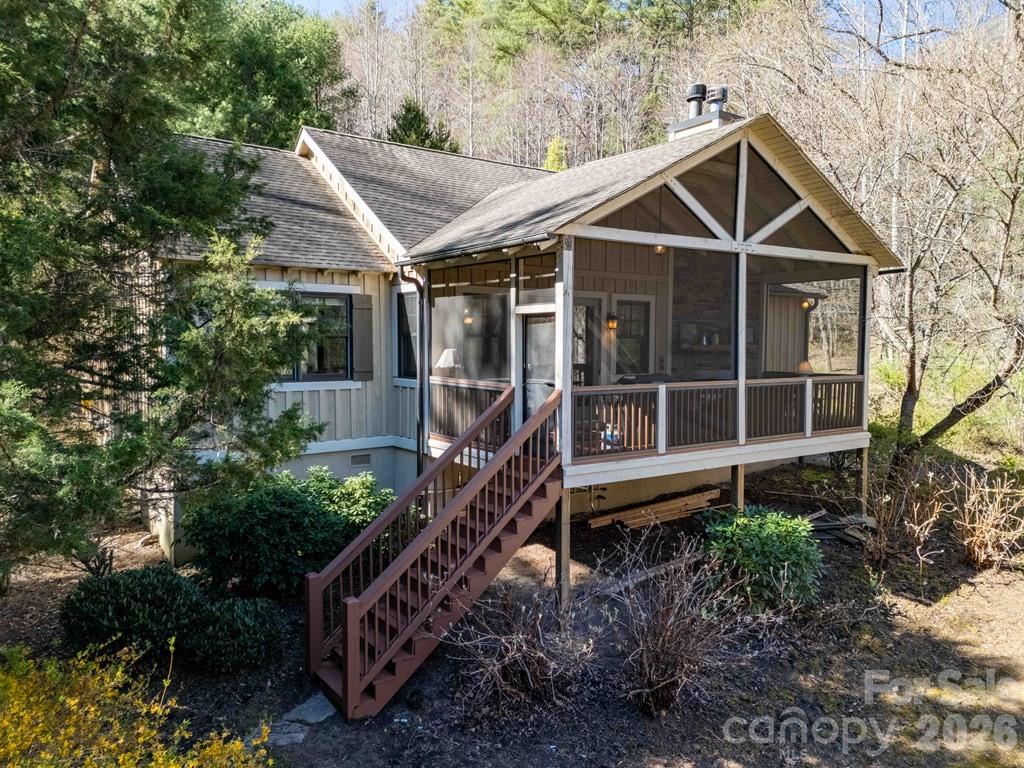 98 Mill Pond Drive Tuckasegee NC 28783