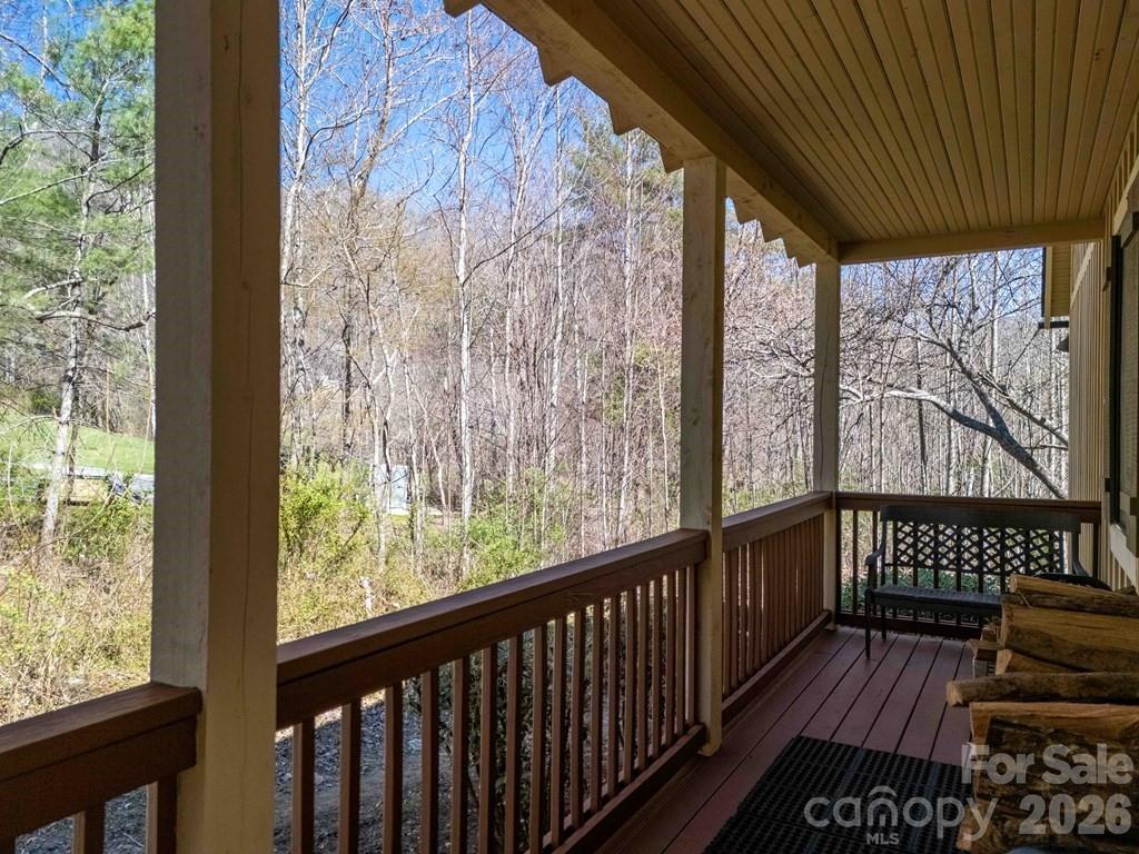 98 Mill Pond Drive Tuckasegee NC 28783