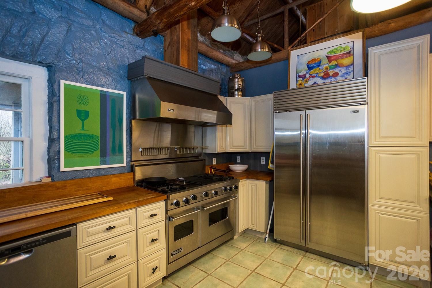 15 Chestnut Street Tryon NC 28782