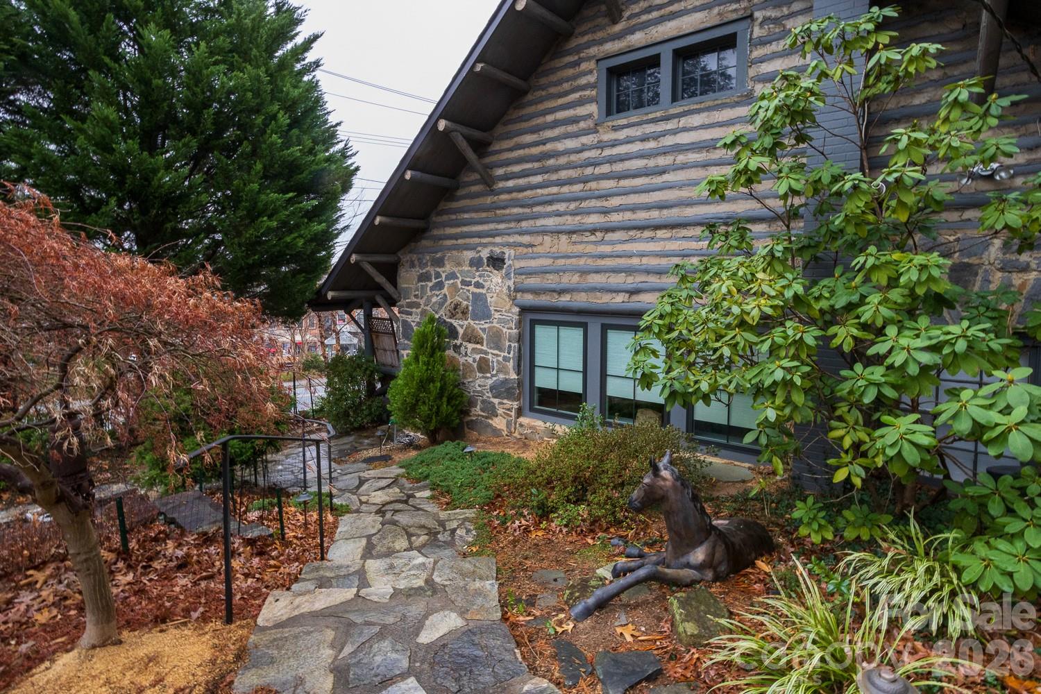 15 Chestnut Street Tryon NC 28782
