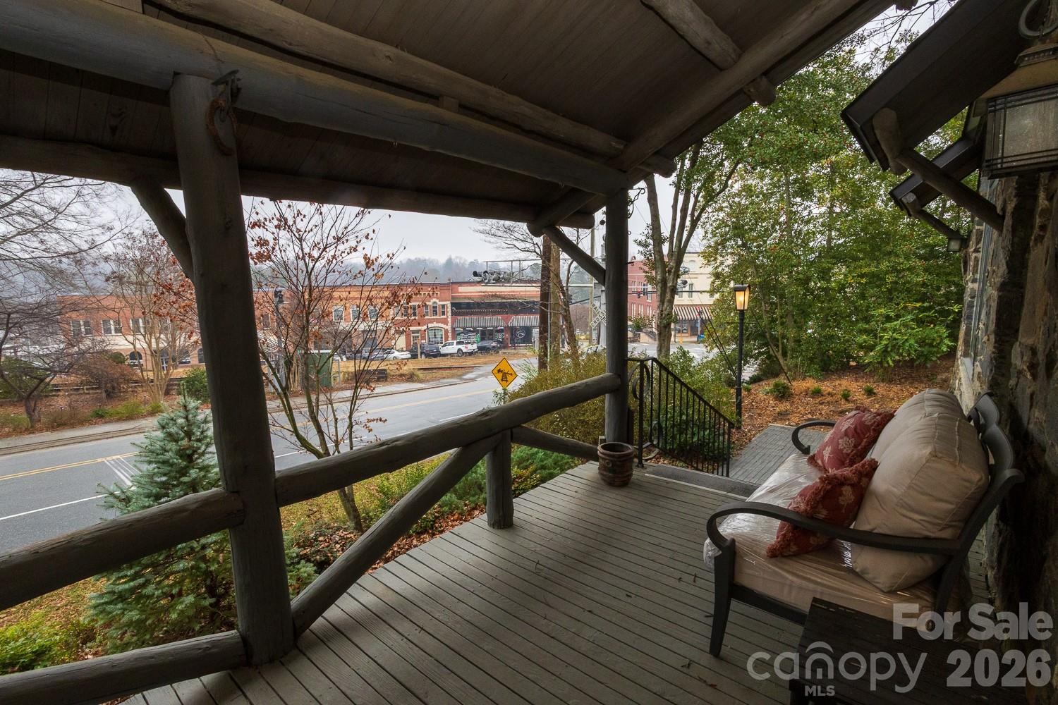 15 Chestnut Street Tryon NC 28782