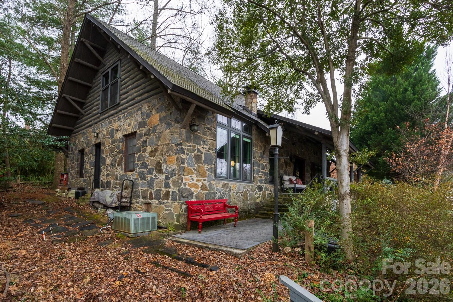 15 Chestnut Street Tryon NC 28782