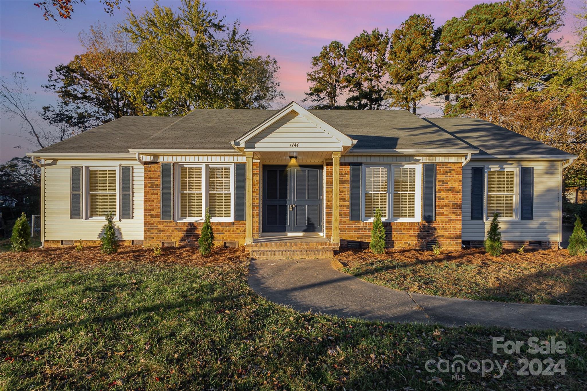 1744 Laurel Lane Gastonia NC 28054