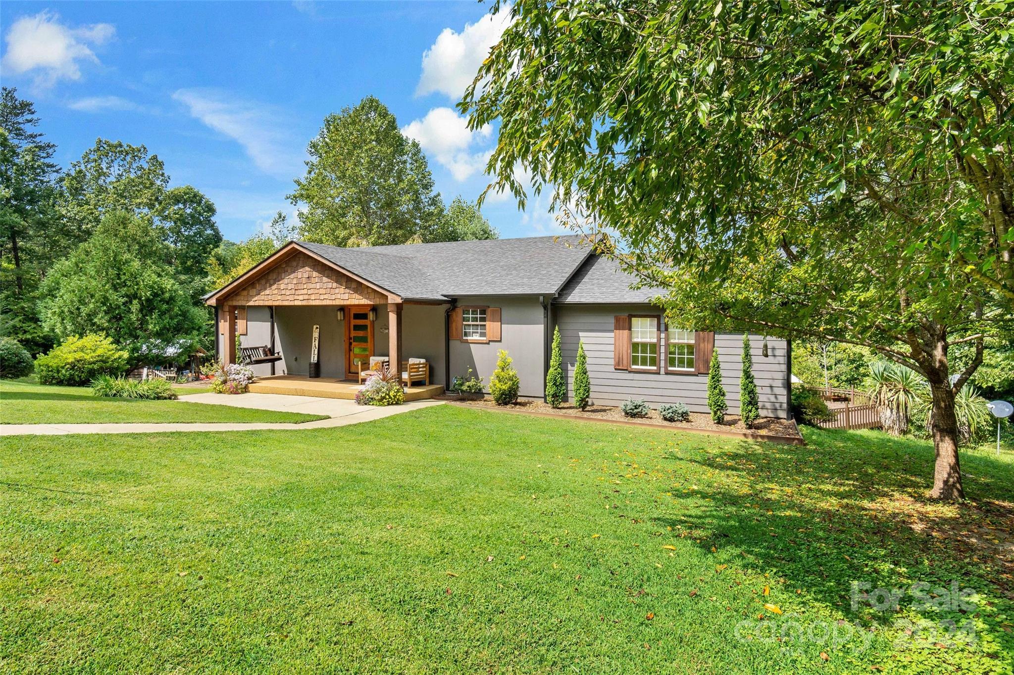 8165 Us 70 Highway E Nebo NC 28761