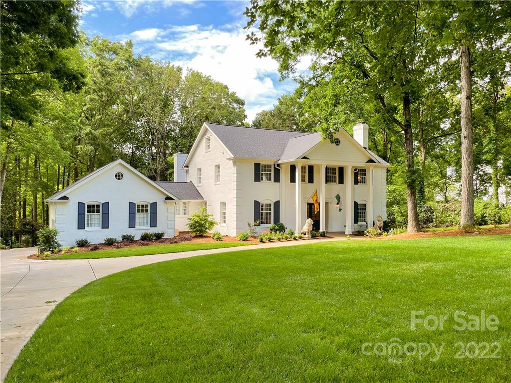1317 Meadowood Lane Charlotte NC 28211