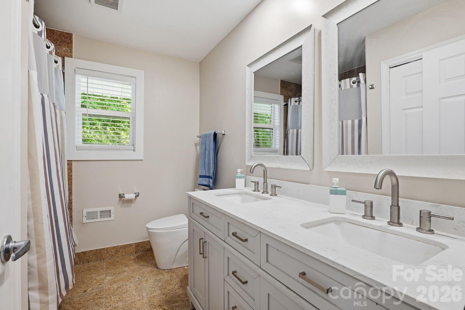 1405 Lakeview Drive Pineville NC 28134