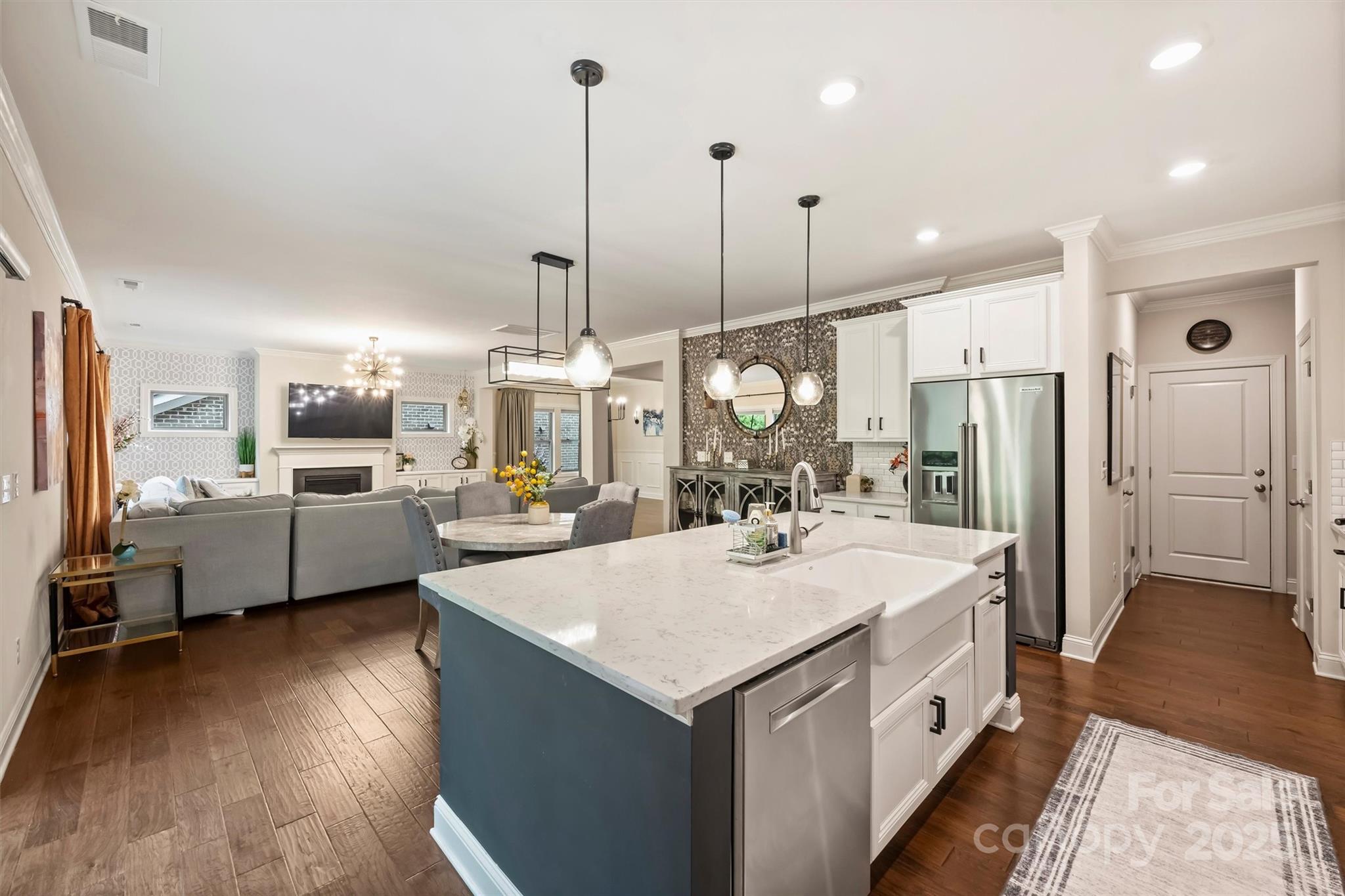 6618 Vizcaya Court Charlotte NC 28226