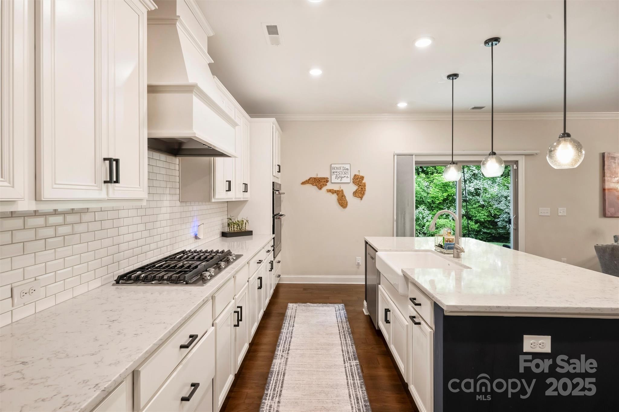 6618 Vizcaya Court Charlotte NC 28226