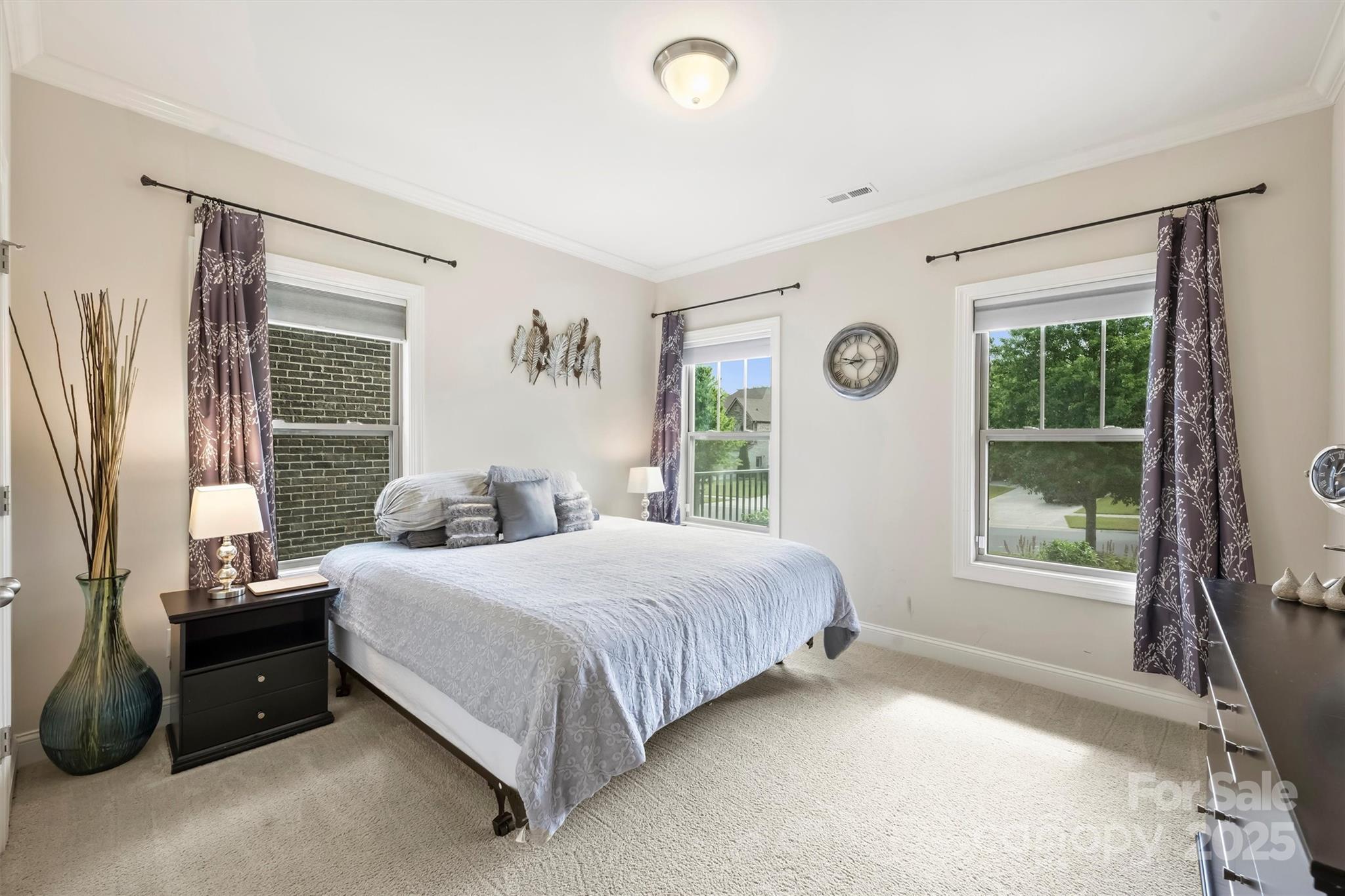 6618 Vizcaya Court Charlotte NC 28226