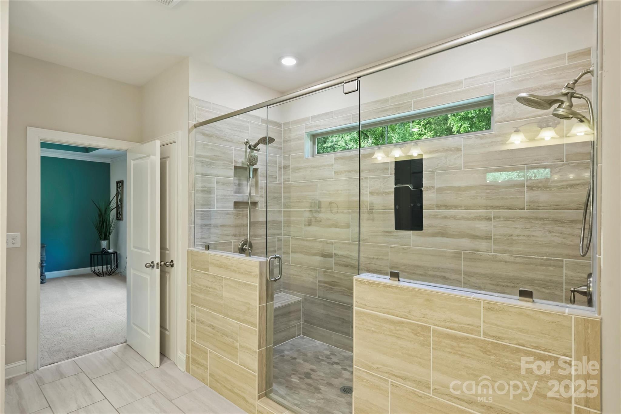 6618 Vizcaya Court Charlotte NC 28226