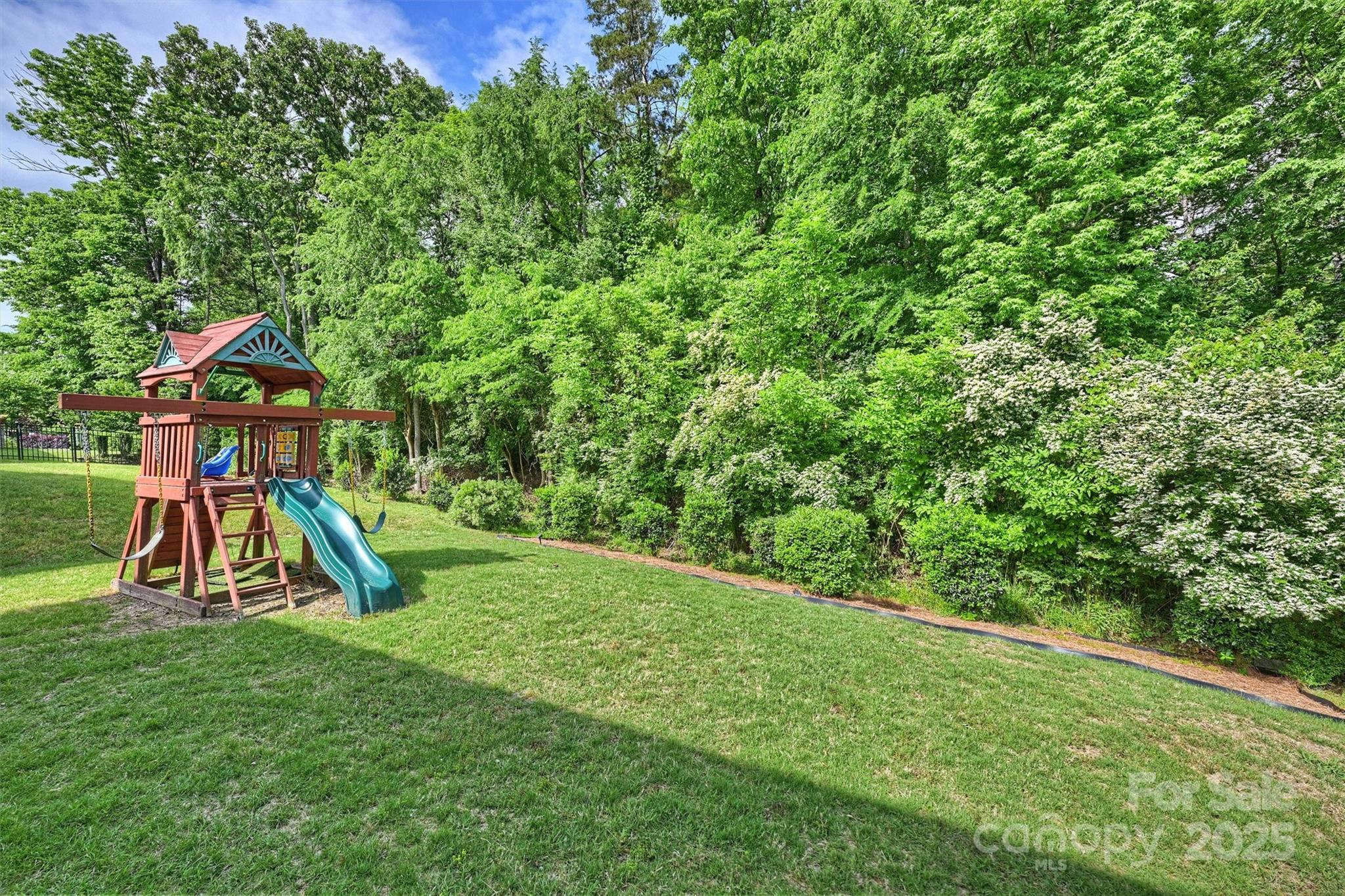 6618 Vizcaya Court Charlotte NC 28226