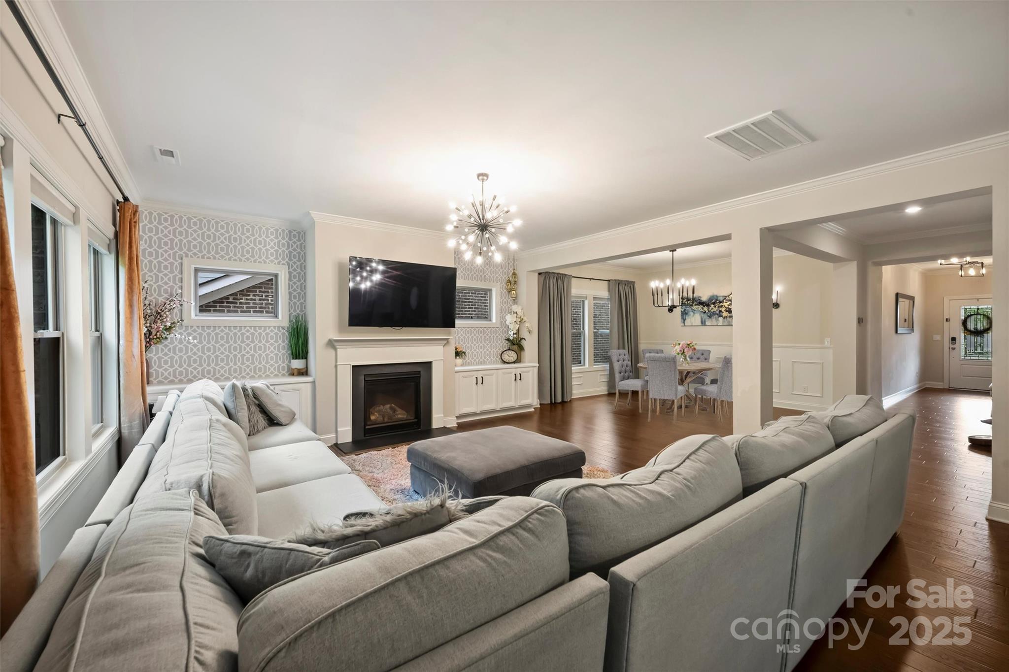 6618 Vizcaya Court Charlotte NC 28226