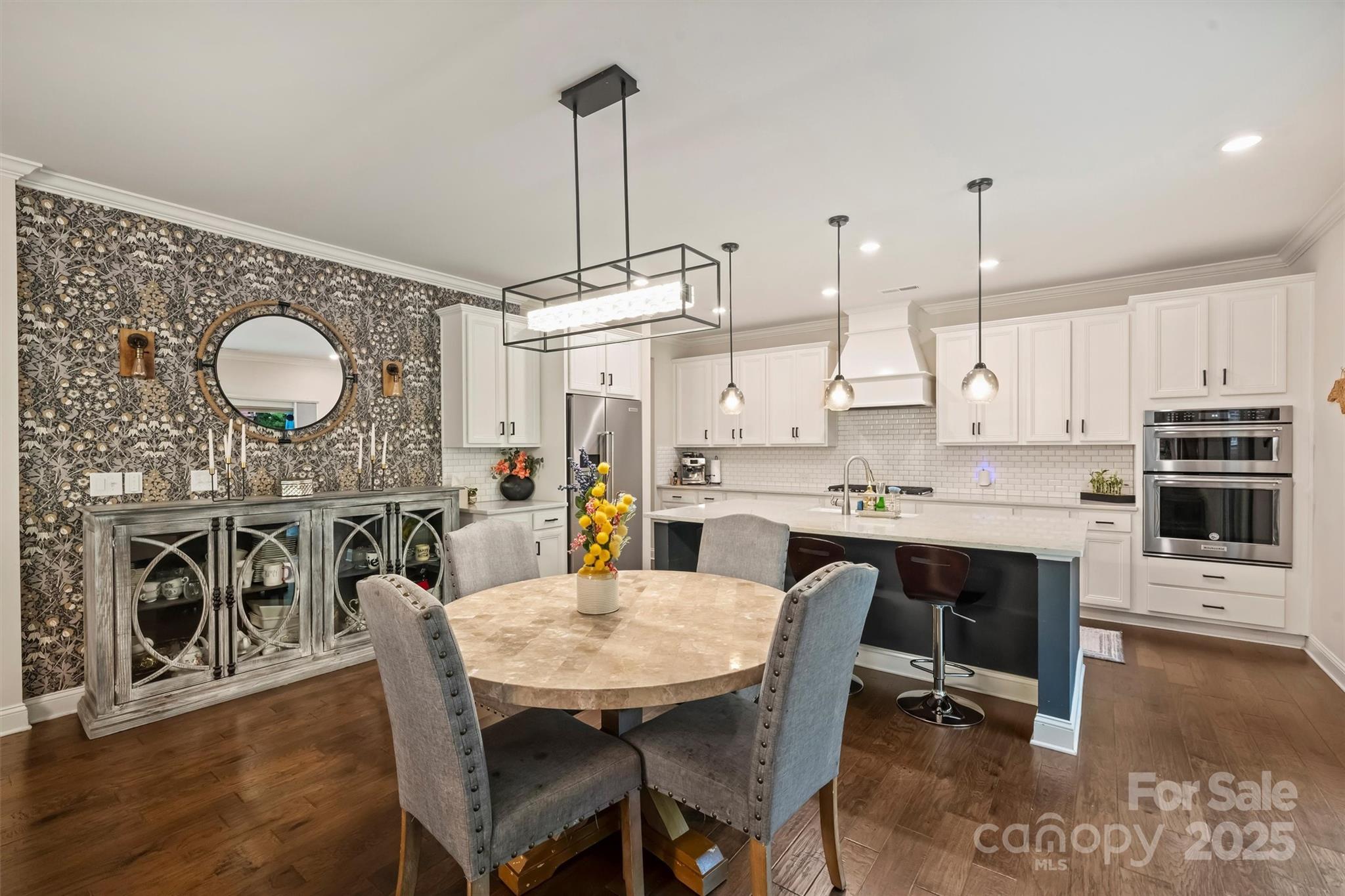 6618 Vizcaya Court Charlotte NC 28226