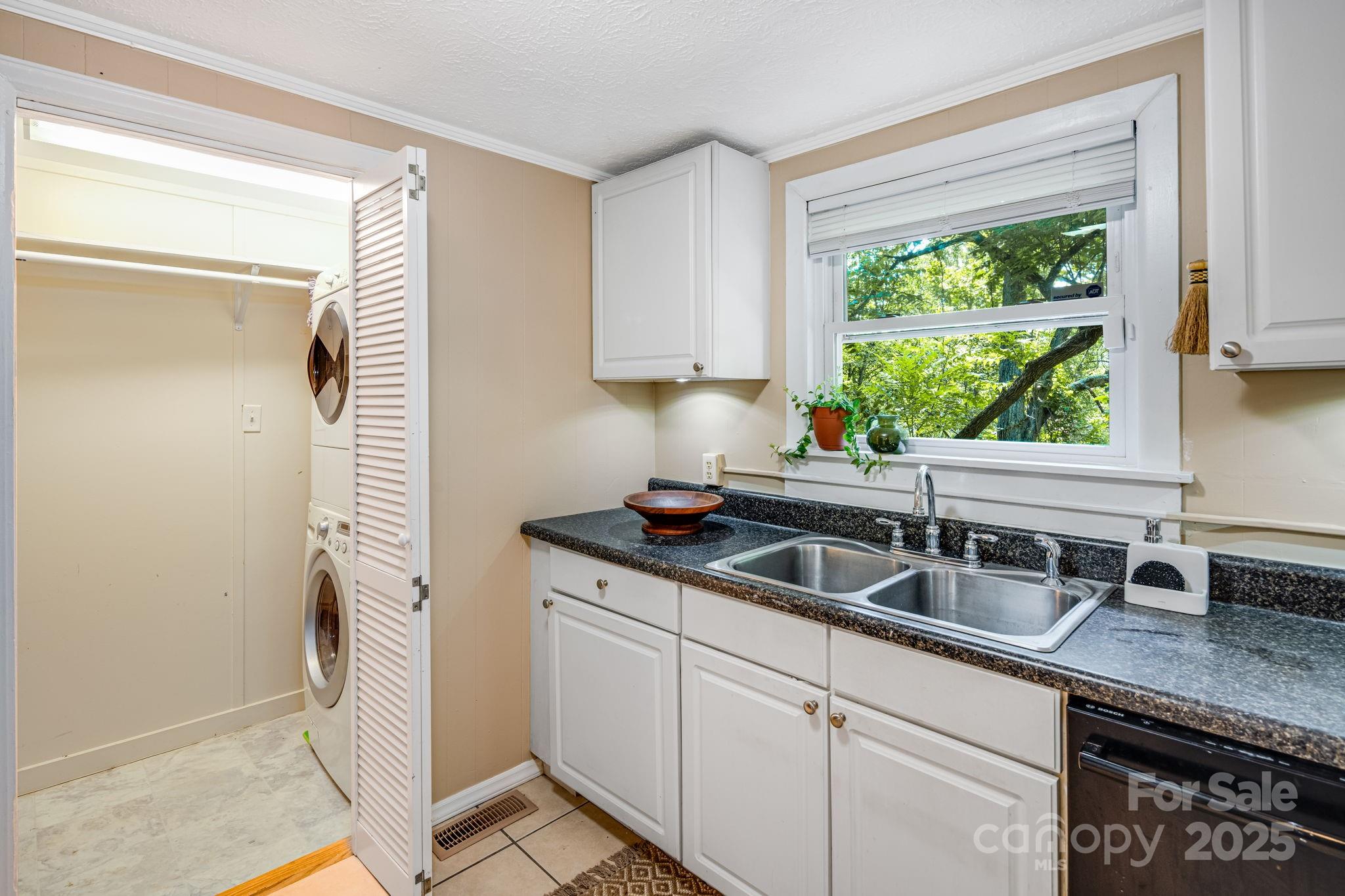 292 Beaucatcher Road Asheville NC 28805
